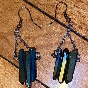 Labradorite, Semiprecious, Dangle Earrings. Row of stones tints gold or green!